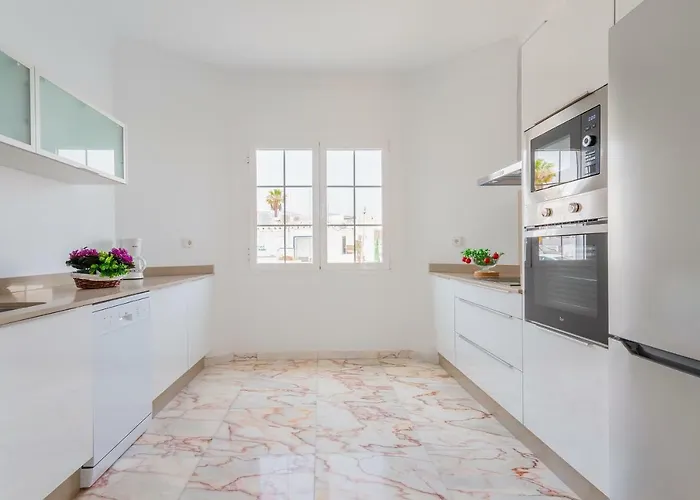 Felicidad Villa Puerto del Carmen