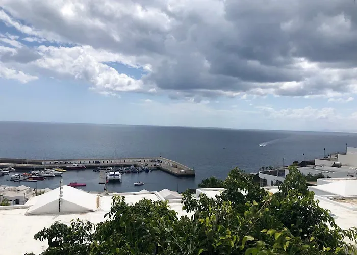 Felicidad فيلة بويرتو ذيل كارمين